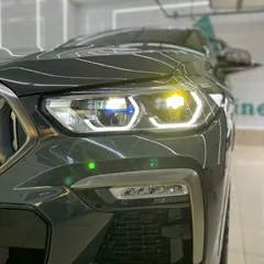 Снимок-пример: фара BMW X6